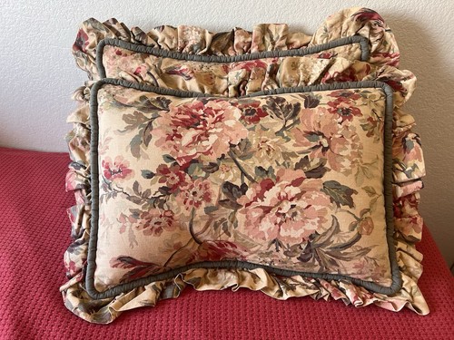Vintage shabby chic linen - chic,