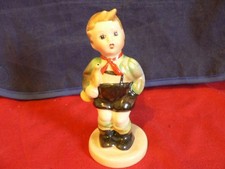 BESWICK 903 TRUMPET BOY great