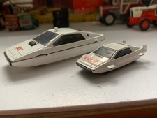 2x CORGI. JAMES BOND 007. LOTUS ESPRIT. SUBMARINE. UNDERWATER LOTUS. ALL WORKING