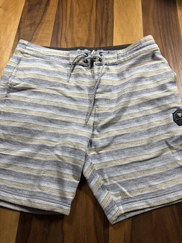 Vissla shorts men large - vissla, men’s