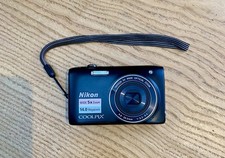 Nikon Coolpix S3100 Digital Compact Camera. SD card and battery. 
