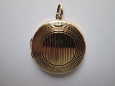 9ct Gold Locket - Chester 1939