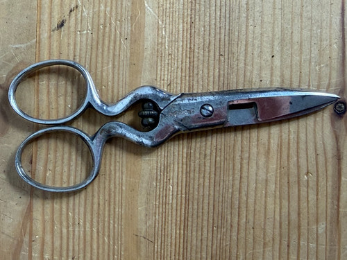 Vtg hibspebar button - hibspebar, hole