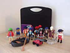 Playmobil 8 PIRATE FIGURES + CANNON BOAT and TAKE ALONG CASE Play Set [3BT3]