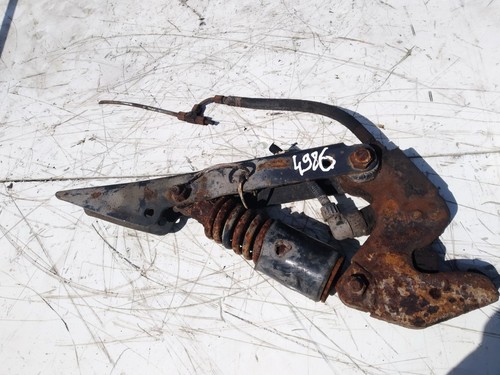 Cabin lock for truck - for,