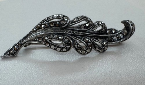 Gorgeous silver vintage - silver,