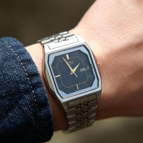 Seiko 1994 quartz square - 1994, tv