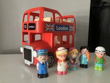 Elc  Happyland Bus With Figures And Sounds