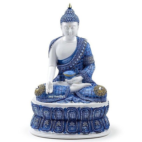 Thai buddha meditating - thai,
