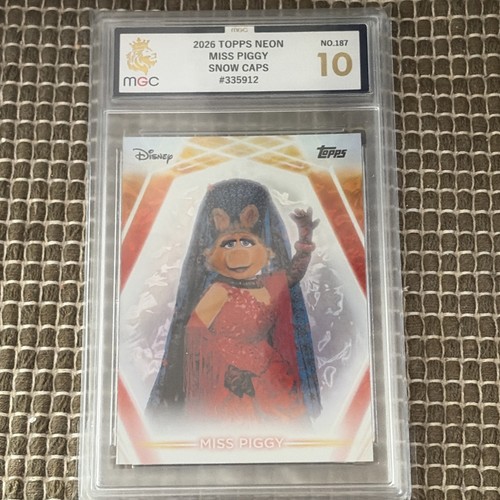 Miss piggy 2026 topps - topps, disney