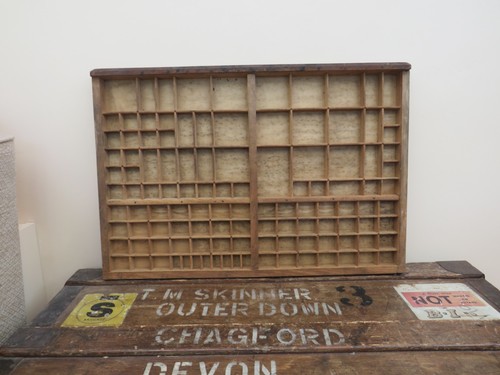 Vintage wooden printers tray - printers,