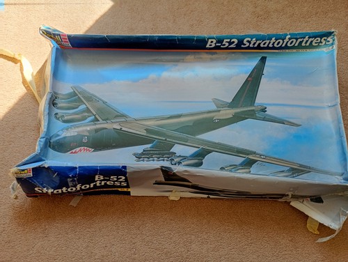 Revell monogram b 52 - 1/72, b-52