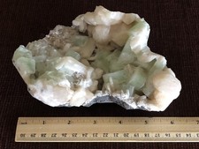 Natural Quartz Chrystals Rocks