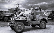 Pin Up Gilr in military