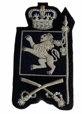 COLOUR SEARGENT LONDON SCOTTISH GUARDS ARM BADGE