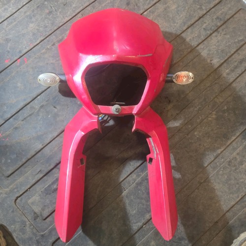 2010 yamaha 125 - 125, front