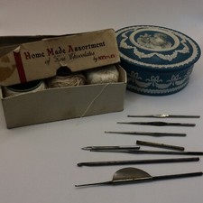 2 Vintage Sewing Items - Box
