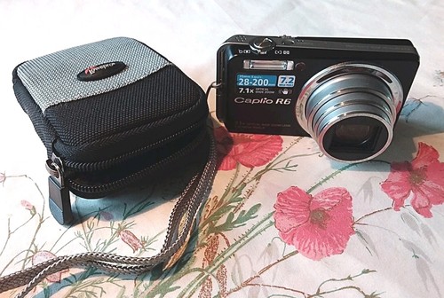Ricoh digital camera caplio - digital,