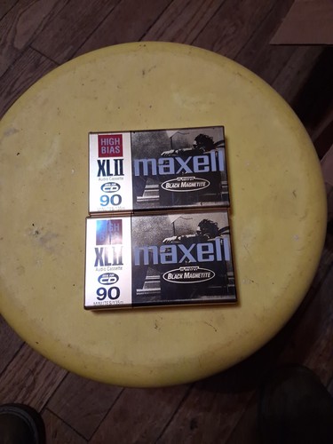 Nos sealed maxell xlii 90 - xlii,