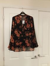 Wallis Very Pretty Floral