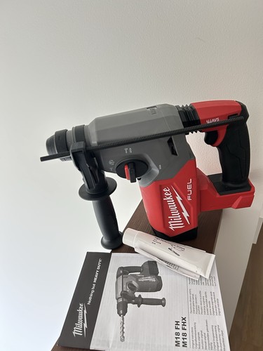 Milwaukee m18 18v - m18, sds