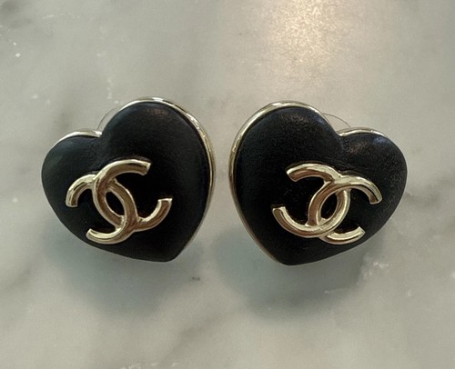 Chanel heart logo stud - heart,