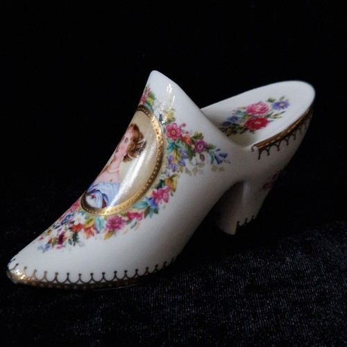Charming miniature royal - miniature,