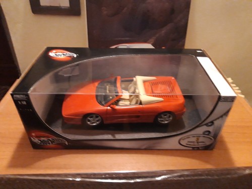 Ferrari f355 hotwheels 18 - f355, 1:18