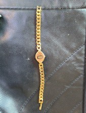 Lady Sovereign Gold Tone Band