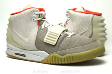 NIKE AIR YEEZY 2 USED SIZE 13