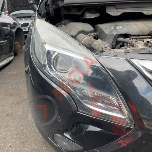 Vauxhall zafira tourer elite - vauxhall,
