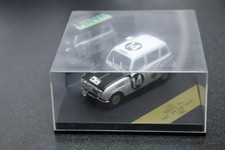 1/43 L123	RENAULT R4L  EAST