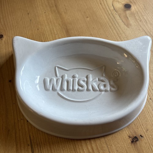 Whiskas cat feeding - whiskas, dish