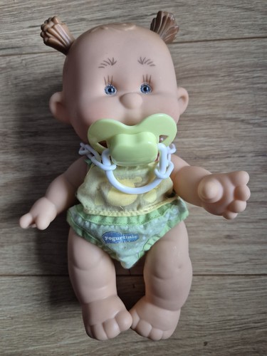 Yogurtini doll anna - anna, banana