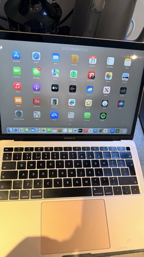 Apple macbook air 13in - air, (2019)