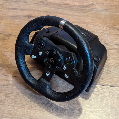 Faulty wheel only logitech - wheel,