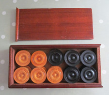 VINTAGE ANTIQUE SET OF LARGE TURNED WOODEN BACKGAMMON / DRAUGHTS PIECES IN A BOX