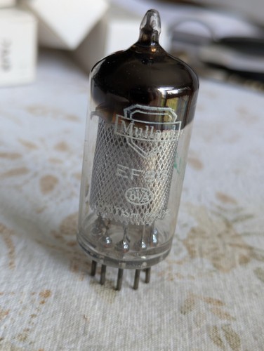 Mullard ef86 valve square - mullard,