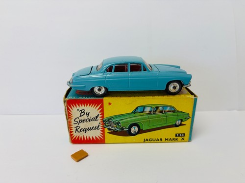 Corgi toys 238 jaguar - mark, x