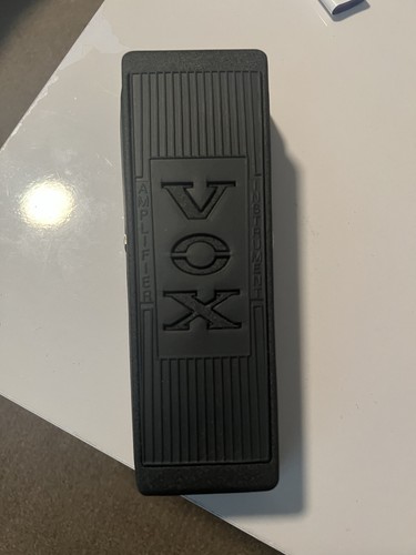 Vox v845 wah guitar - v845,