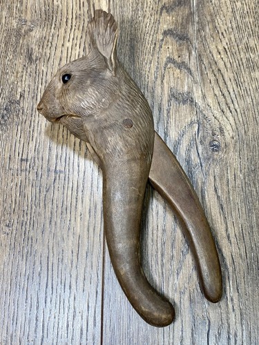 Antique squirrel effigy - antique~,