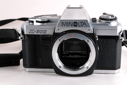 Konica minolta x300 35mm slr - konica,
