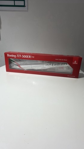 Emirates boeing 777 300er - emirates,