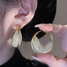 18K Gold Plated Unusual Mesh Pattern Half Moon Shape Lever Back Earrings NEW IN!
