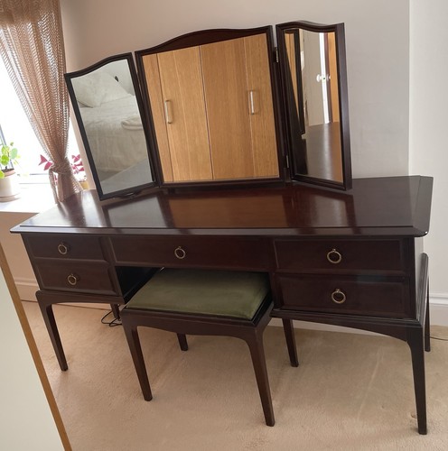 Solid mahogany stag - mahogany, dressing