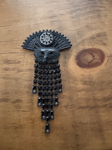 Vintage style black statement - vintage,