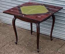 Victorian Games Table (S77)