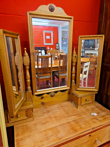 Pine fold out dressing table - pine,