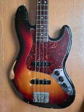 Fender roadworn 60s jazz bass