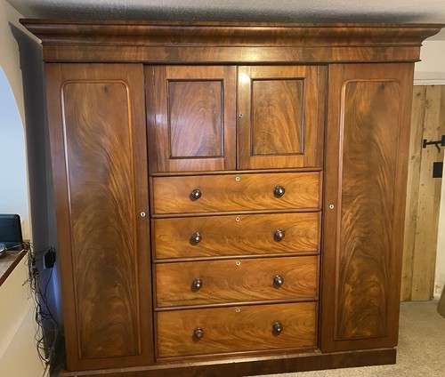 Antique compactum wooden - compactum,